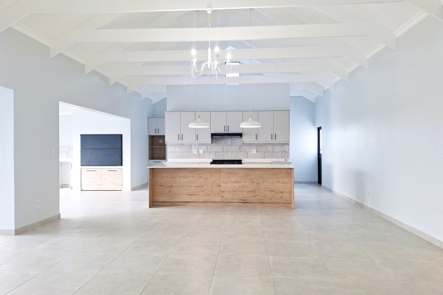 4 Bedroom Property for Sale in Da Gama Bay Western Cape